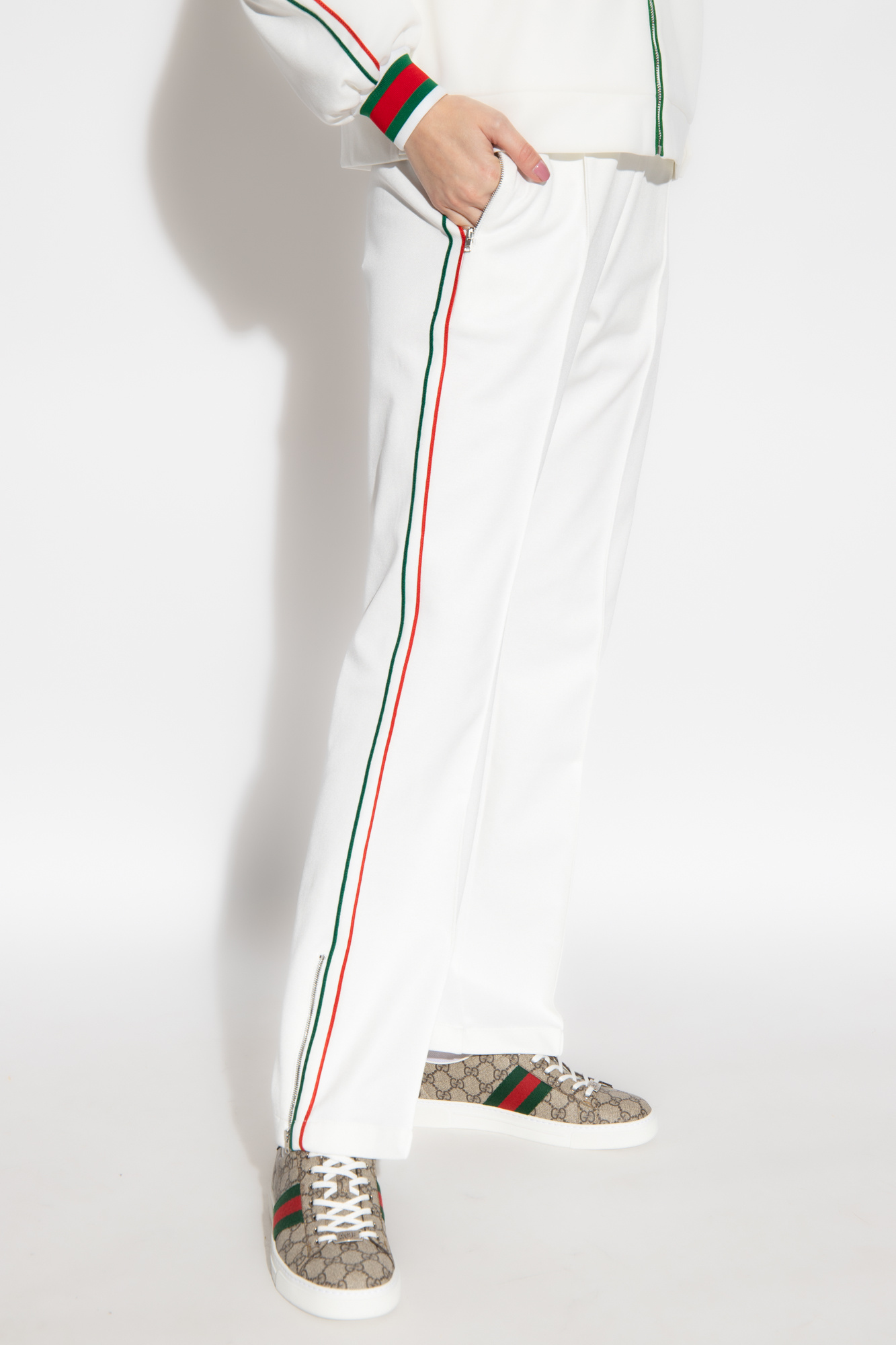 White sales gucci tracksuit